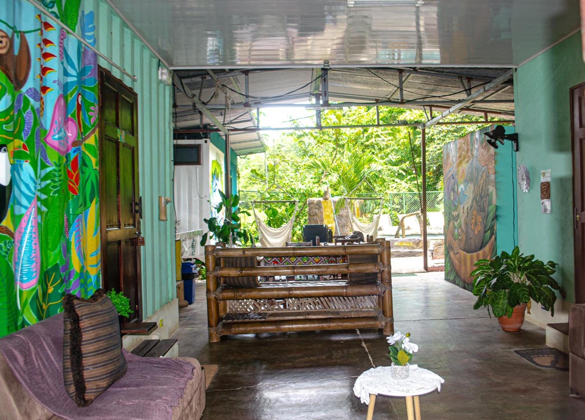 The Jungle Container Bed & Breakfast เกโปส ภายนอก รูปภาพ