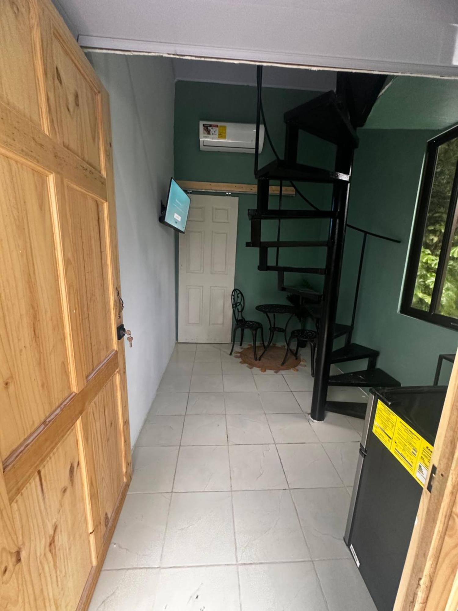The Jungle Container Bed & Breakfast เกโปส ภายนอก รูปภาพ
